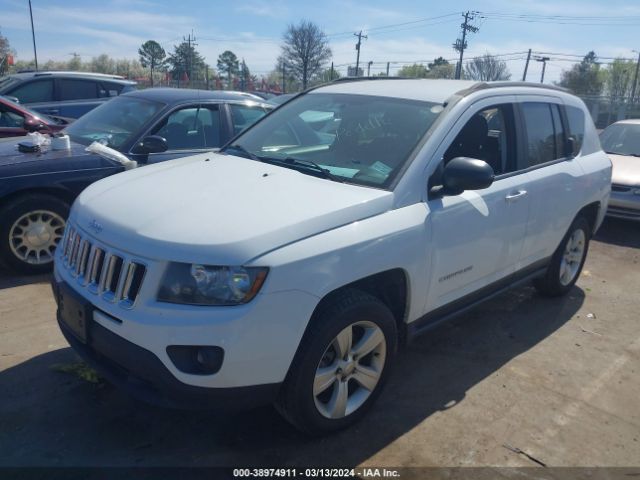 Photo 1 VIN: 1C4NJCBA2GD574032 - JEEP COMPASS 