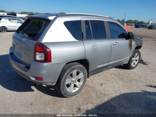 Photo 3 VIN: 1C4NJCBA2GD611869 - JEEP COMPASS 