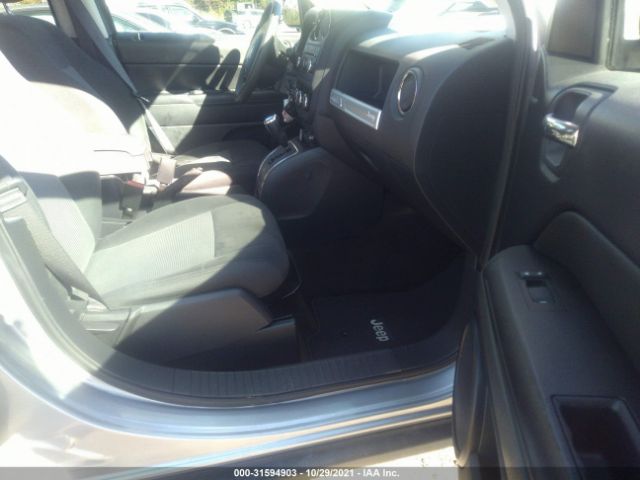 Photo 4 VIN: 1C4NJCBA2GD643544 - JEEP COMPASS 