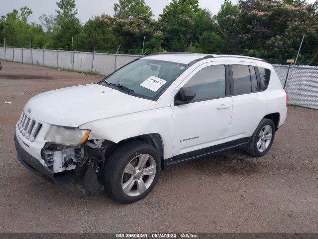 Photo 1 VIN: 1C4NJCBA3CD657334 - JEEP COMPASS 