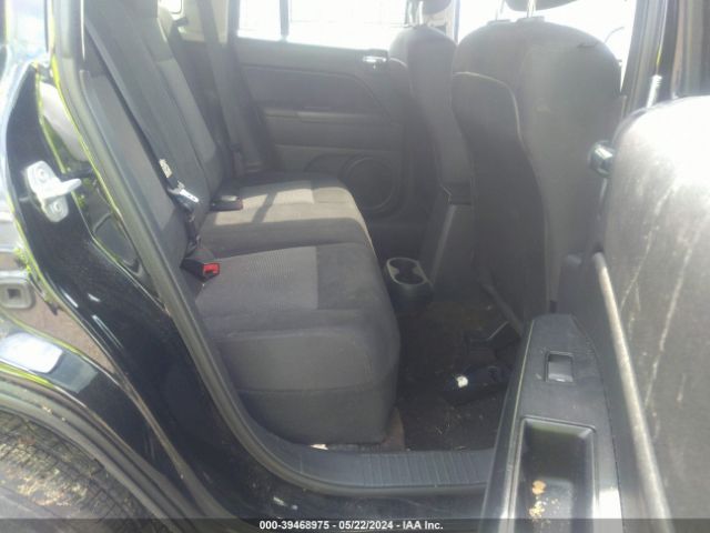 Photo 7 VIN: 1C4NJCBA3DD264628 - JEEP COMPASS 