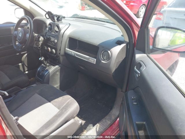 Photo 4 VIN: 1C4NJCBA3ED800933 - JEEP COMPASS 