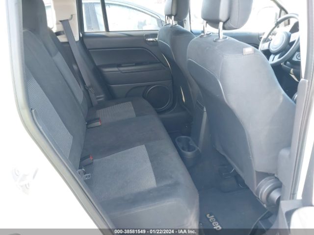 Photo 7 VIN: 1C4NJCBA3GD567588 - JEEP COMPASS 