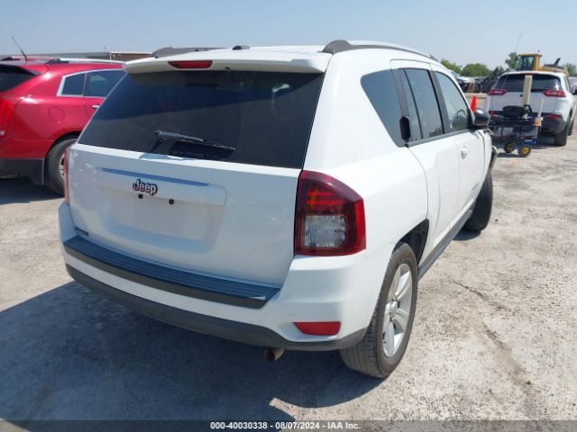 Photo 3 VIN: 1C4NJCBA3GD568644 - JEEP COMPASS 