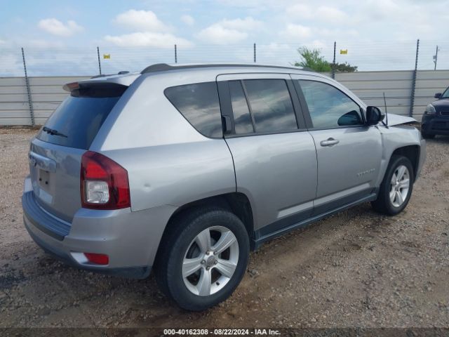 Photo 3 VIN: 1C4NJCBA3GD574265 - JEEP COMPASS 