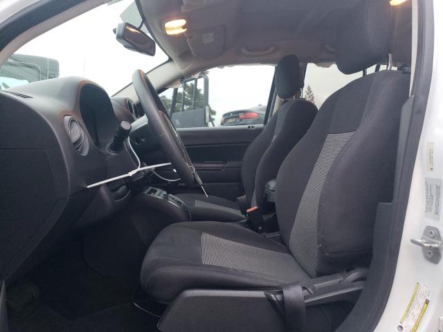 Photo 6 VIN: 1C4NJCBA3GD611041 - JEEP COMPASS 