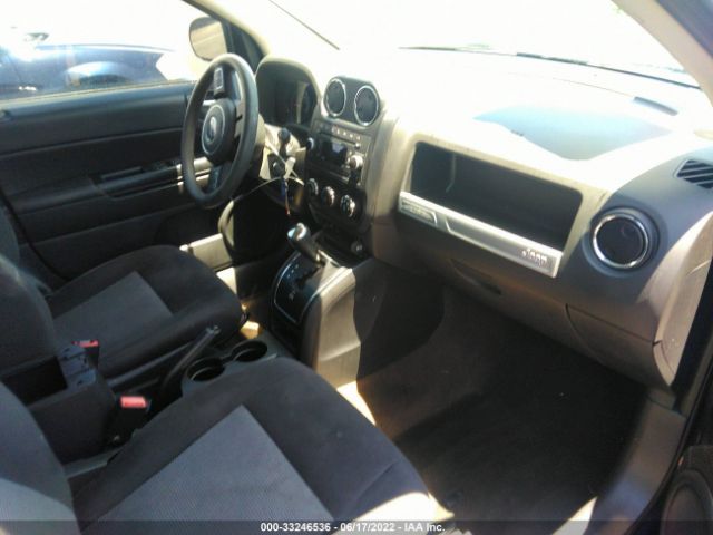 Photo 4 VIN: 1C4NJCBA3HD166432 - JEEP COMPASS 