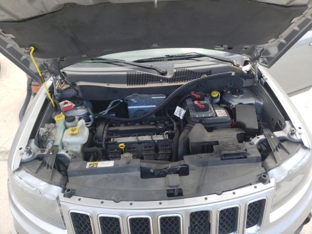 Photo 6 VIN: 1C4NJCBA4FD138152 - JEEP COMPASS 