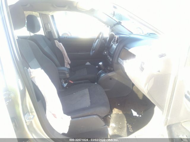 Photo 4 VIN: 1C4NJCBA4FD208927 - JEEP COMPASS 