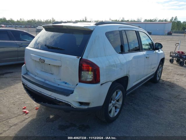 Photo 3 VIN: 1C4NJCBA4GD609329 - JEEP COMPASS 