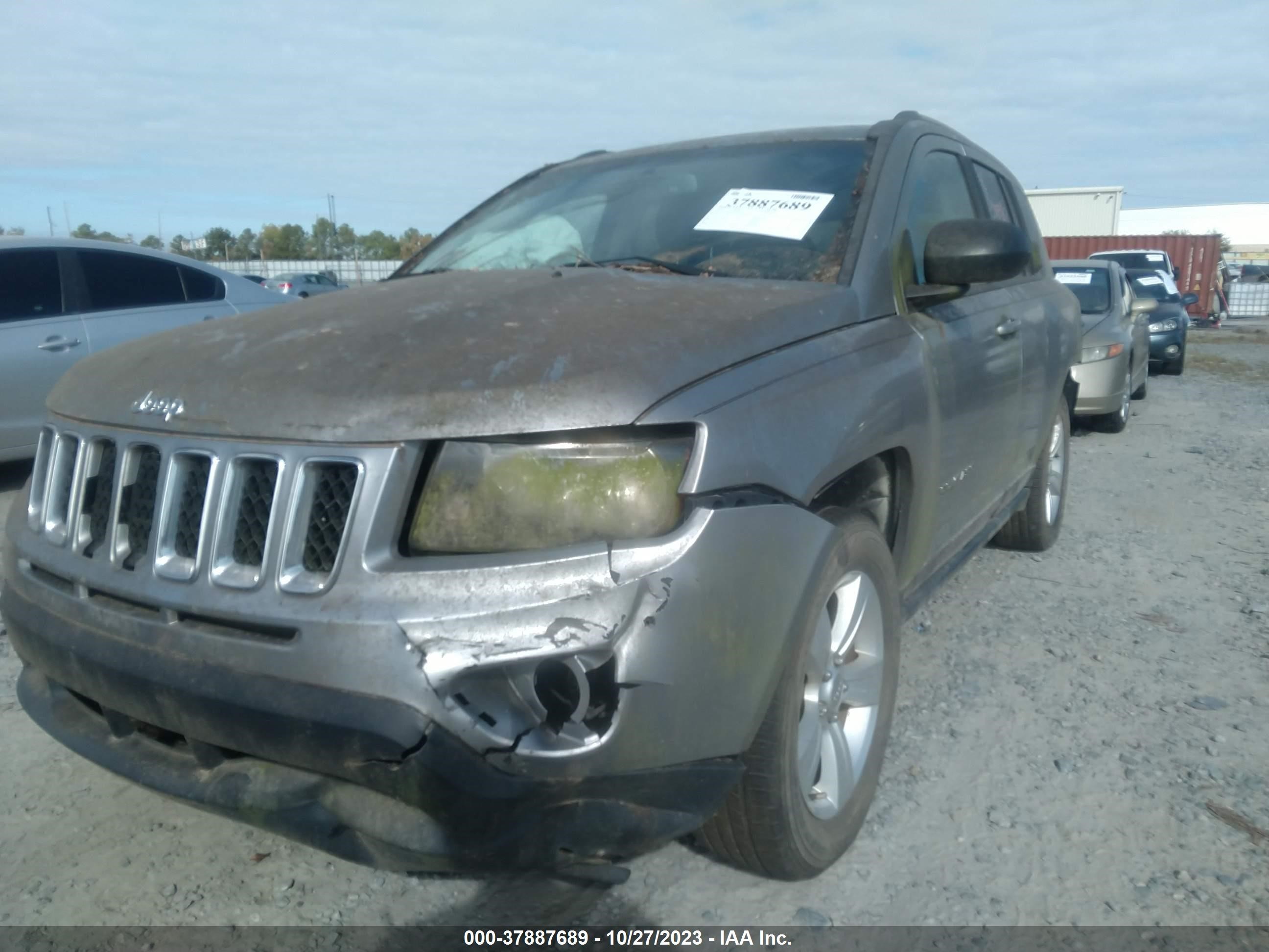 Photo 5 VIN: 1C4NJCBA4GD811247 - JEEP COMPASS 