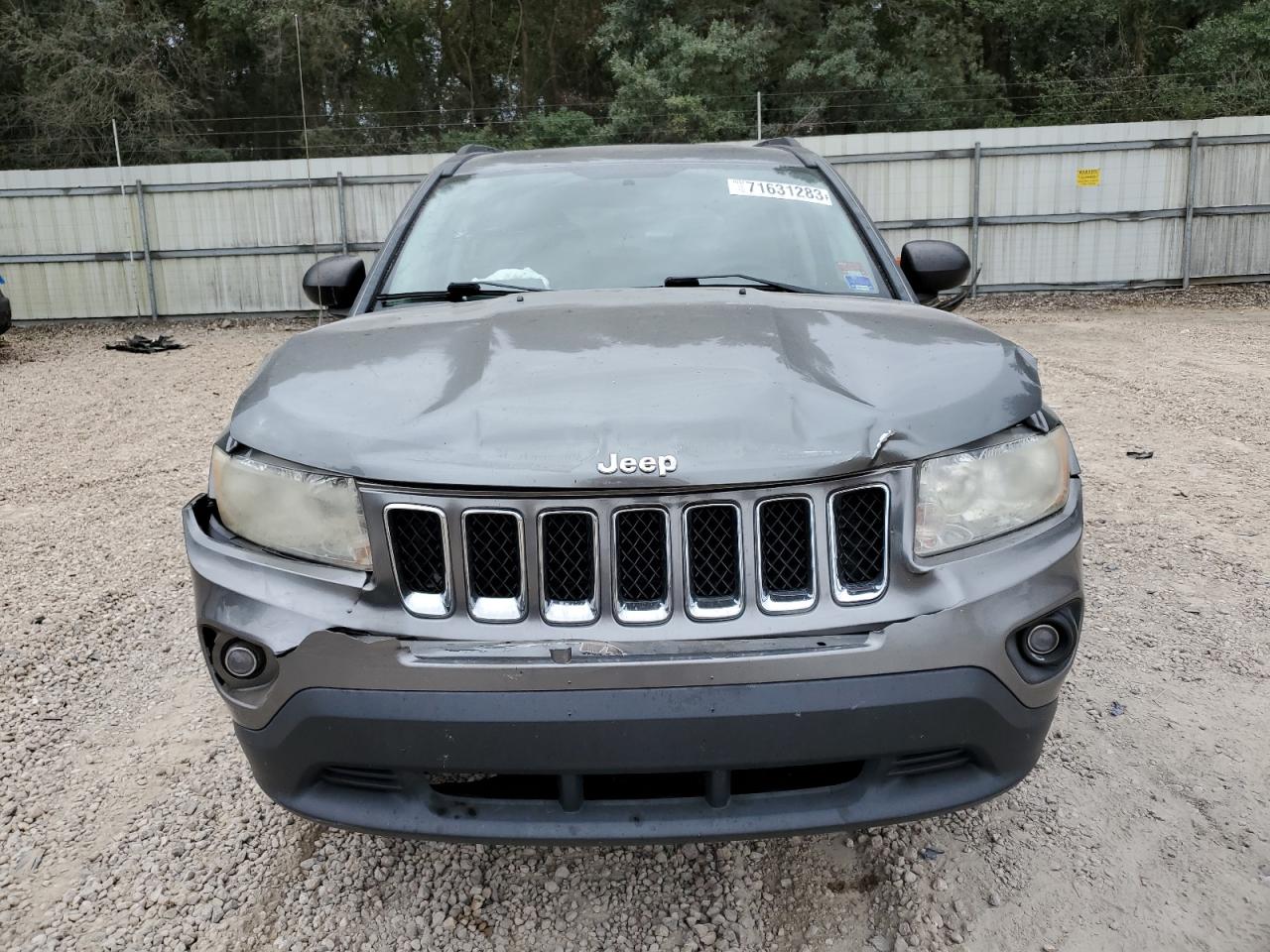 Photo 4 VIN: 1C4NJCBA5CD504213 - JEEP COMPASS 