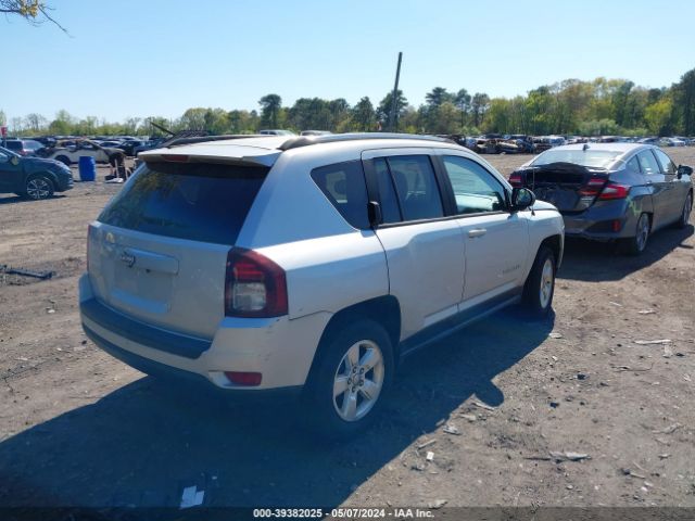 Photo 3 VIN: 1C4NJCBA5ED539210 - JEEP COMPASS 