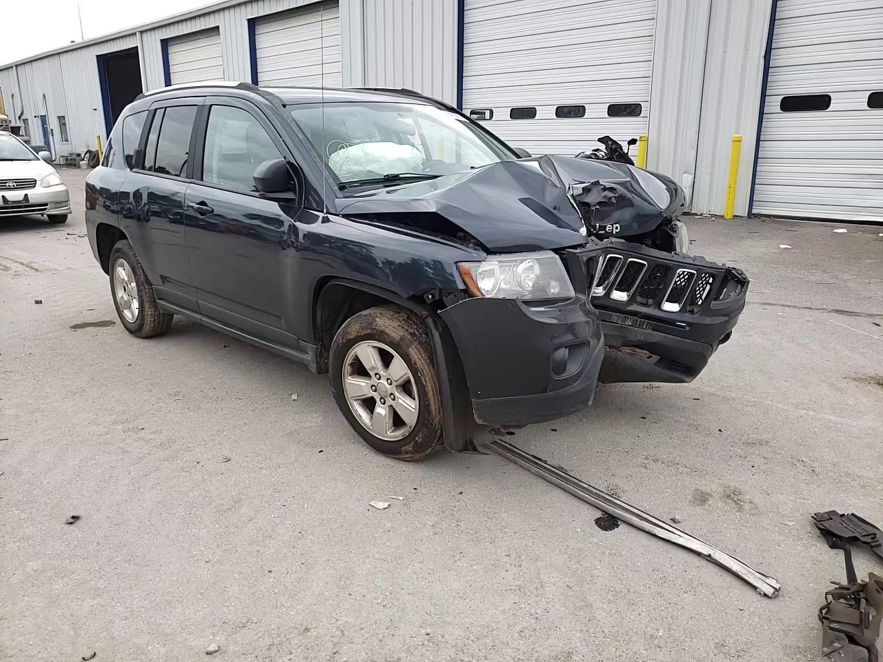 Photo 10 VIN: 1C4NJCBA5ED593459 - JEEP COMPASS SP 