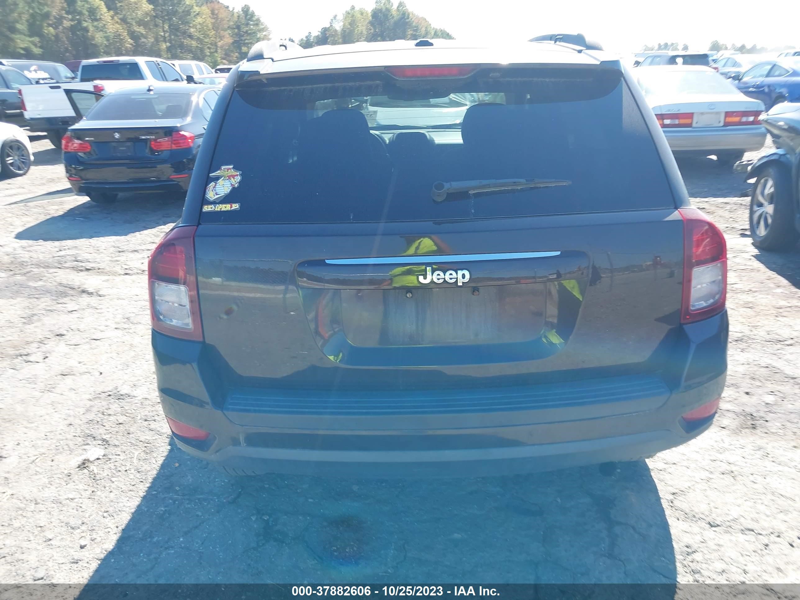 Photo 15 VIN: 1C4NJCBA5ED722784 - JEEP COMPASS 