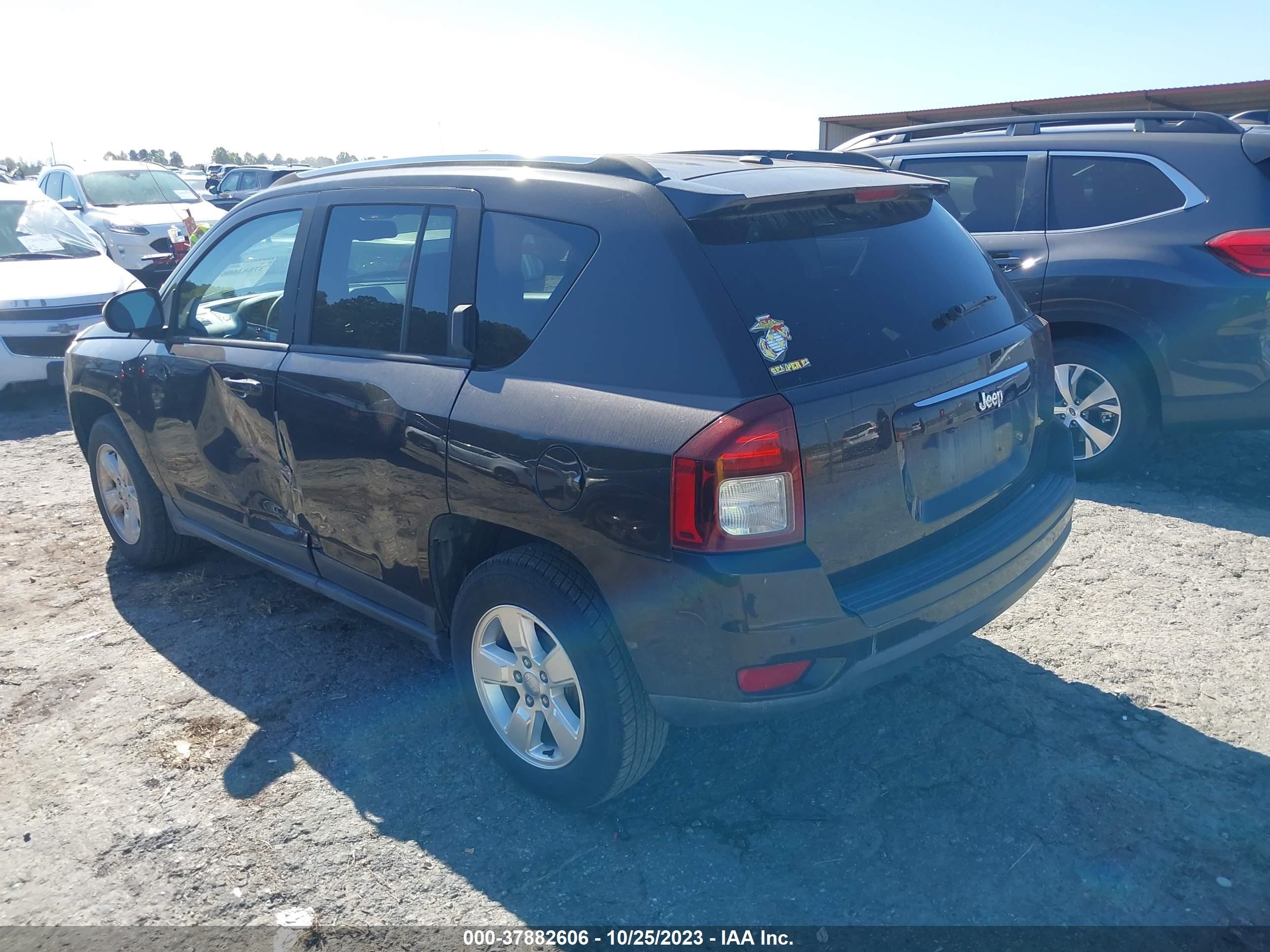 Photo 2 VIN: 1C4NJCBA5ED722784 - JEEP COMPASS 