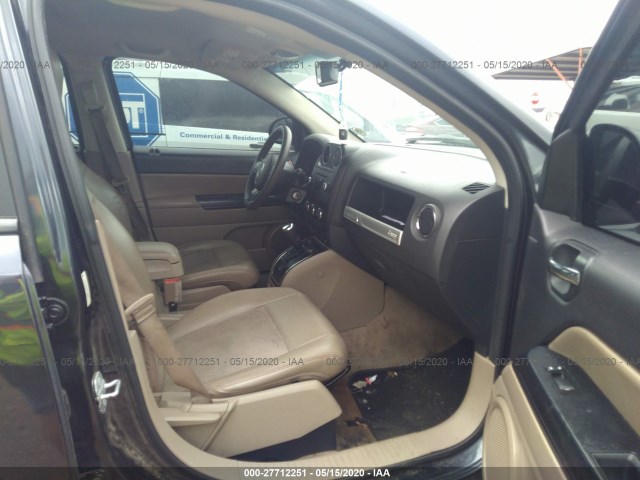 Photo 4 VIN: 1C4NJCBA5ED772889 - JEEP COMPASS 