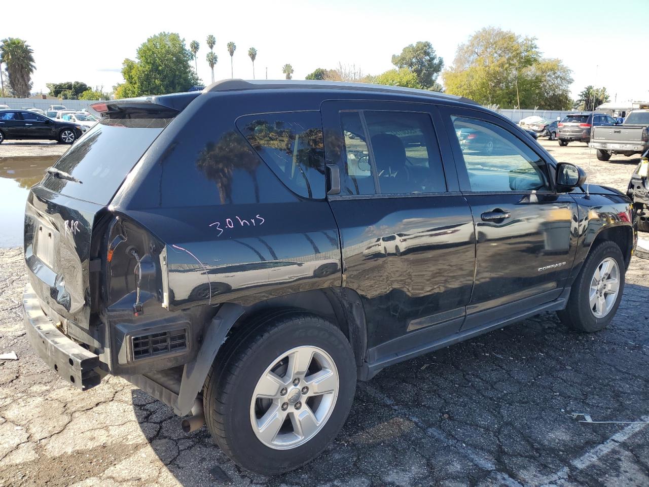 Photo 2 VIN: 1C4NJCBA5FD273477 - JEEP COMPASS 