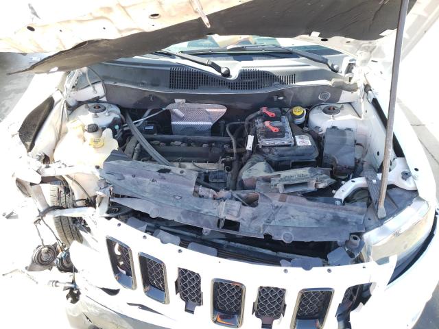 Photo 6 VIN: 1C4NJCBA5FD274869 - JEEP COMPASS SP 