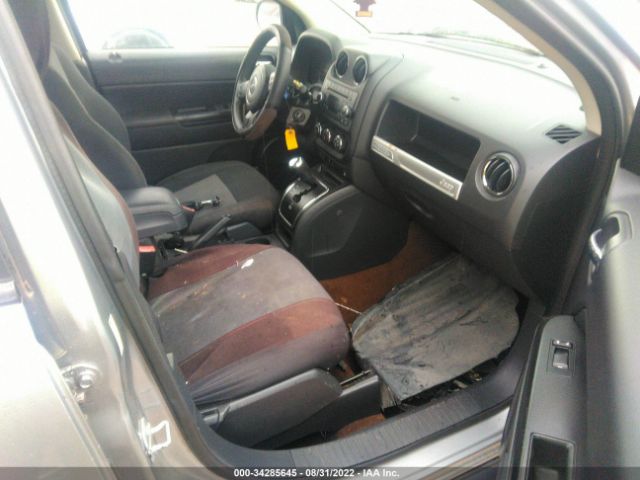 Photo 4 VIN: 1C4NJCBA5GD560965 - JEEP COMPASS 