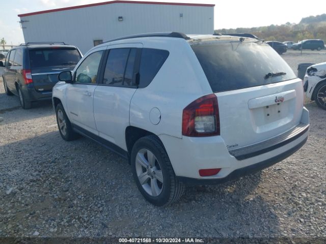 Photo 2 VIN: 1C4NJCBA5GD612045 - JEEP COMPASS 