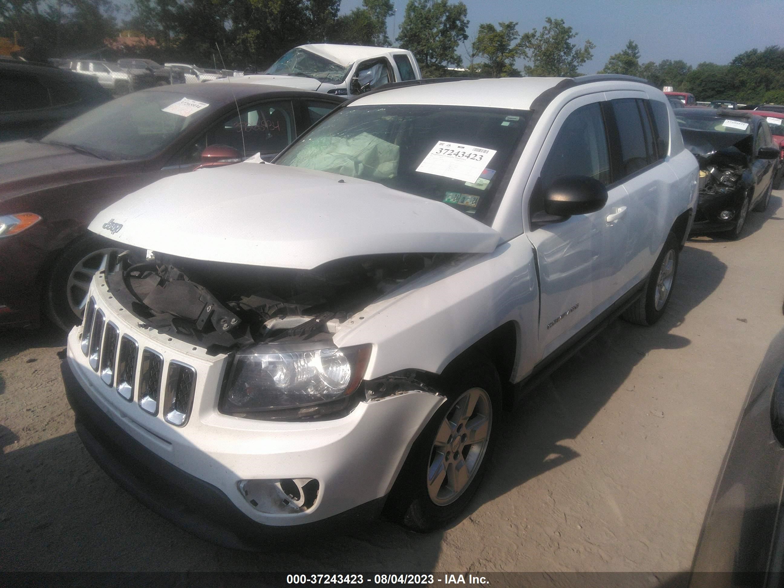 Photo 1 VIN: 1C4NJCBA5GD656465 - JEEP COMPASS 