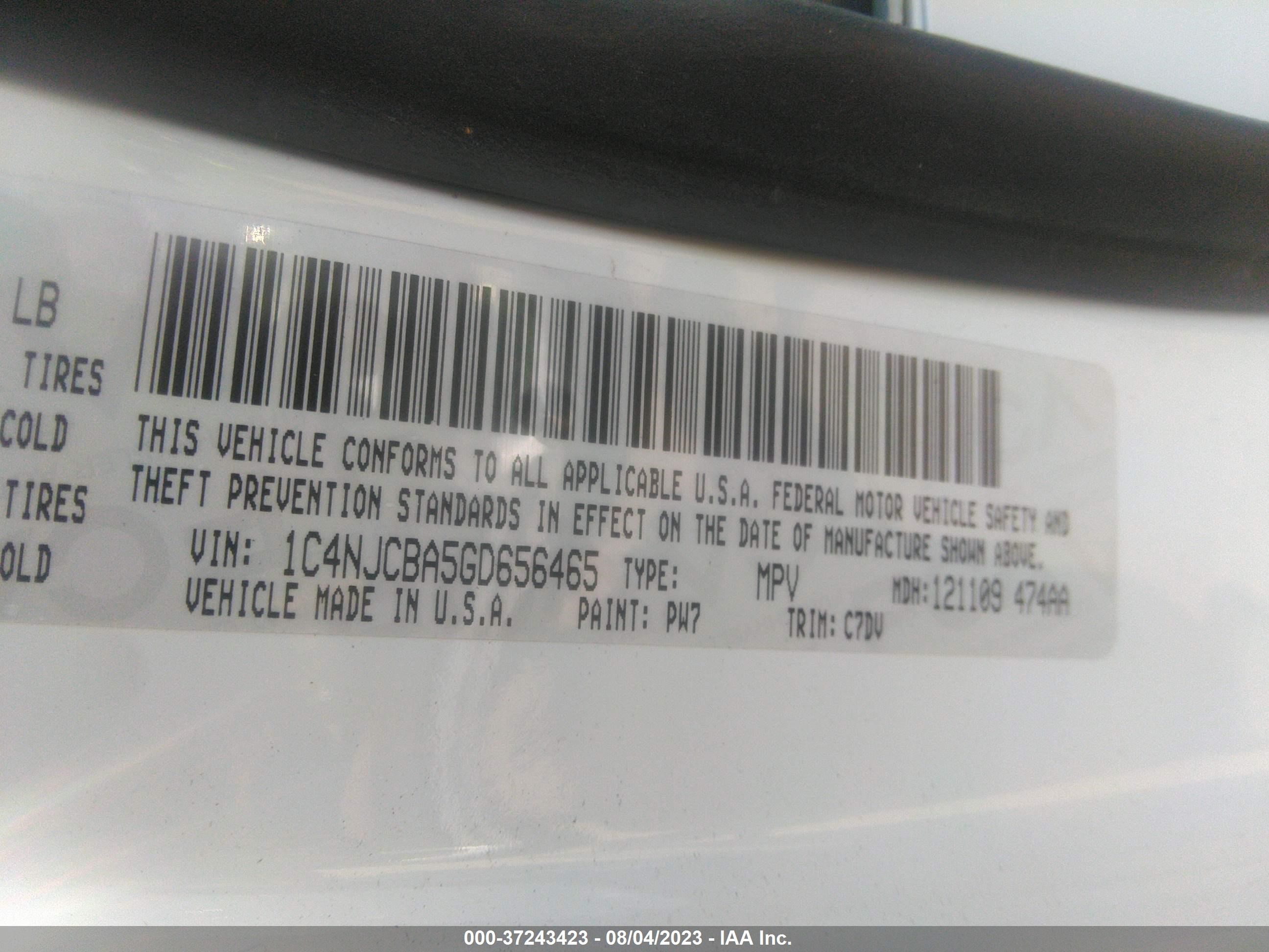 Photo 8 VIN: 1C4NJCBA5GD656465 - JEEP COMPASS 