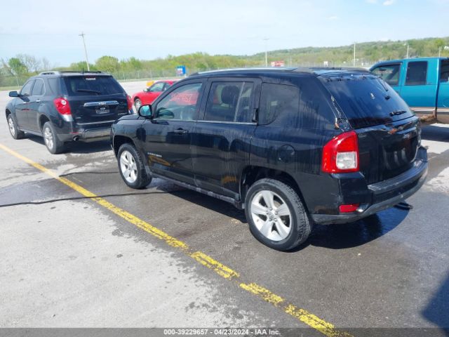 Photo 2 VIN: 1C4NJCBA6CD623159 - JEEP COMPASS 