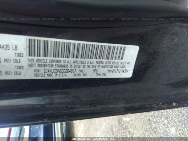 Photo 8 VIN: 1C4NJCBA6DD264817 - JEEP COMPASS 