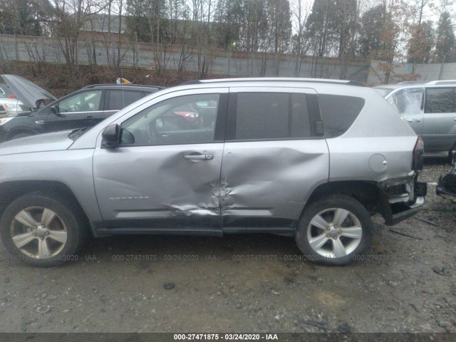 Photo 5 VIN: 1C4NJCBA6GD560828 - JEEP COMPASS 