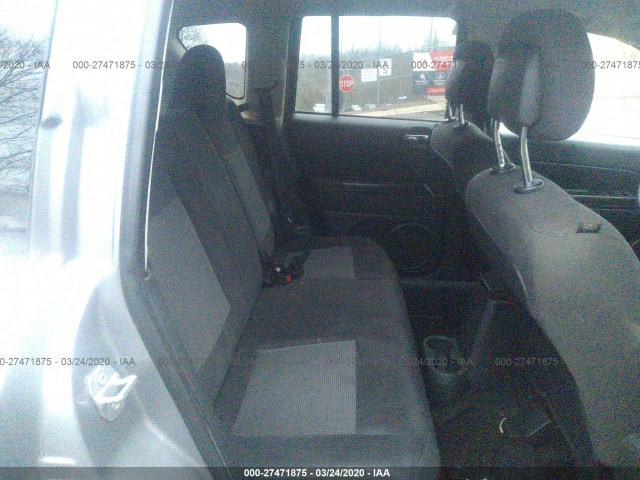 Photo 7 VIN: 1C4NJCBA6GD560828 - JEEP COMPASS 