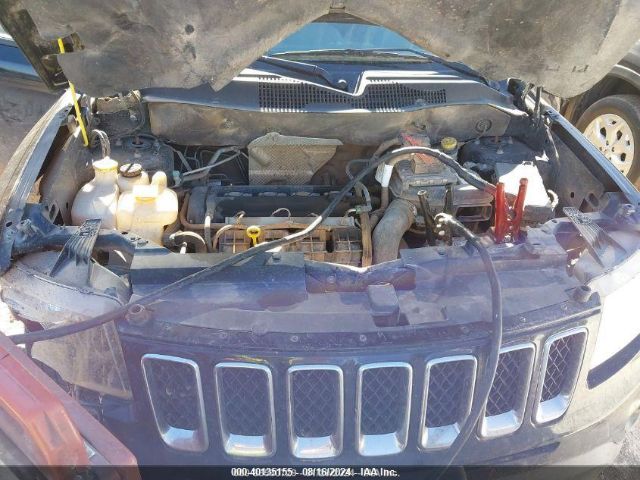 Photo 9 VIN: 1C4NJCBA6GD628450 - JEEP COMPASS 