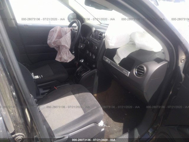 Photo 4 VIN: 1C4NJCBA6GD665949 - JEEP COMPASS 