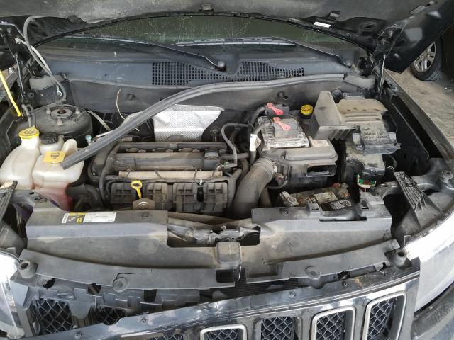 Photo 6 VIN: 1C4NJCBA6GD738074 - JEEP COMPASS 