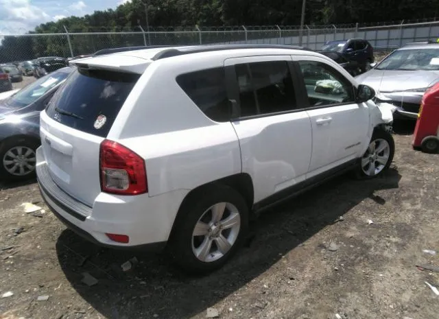 Photo 3 VIN: 1C4NJCBA7CD514709 - JEEP COMPASS 