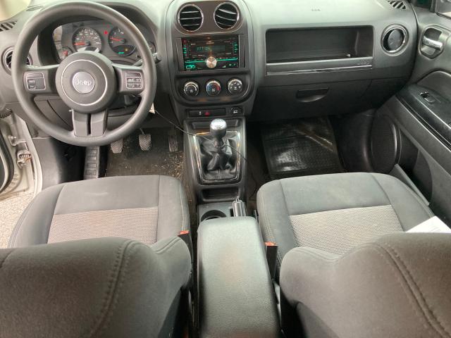 Photo 8 VIN: 1C4NJCBA7DD250148 - JEEP COMPASS SP 