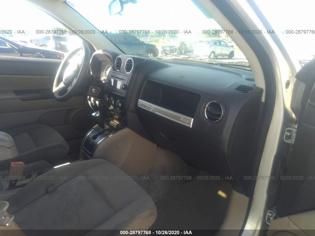 Photo 4 VIN: 1C4NJCBA7ED593897 - JEEP COMPASS 