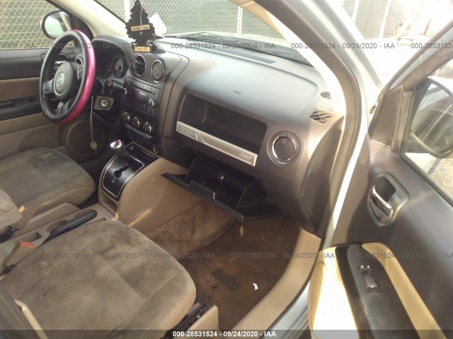 Photo 4 VIN: 1C4NJCBA7ED593964 - JEEP COMPASS 