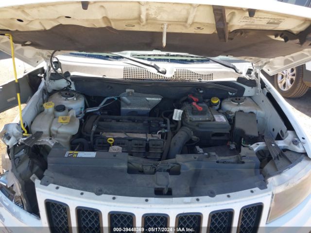 Photo 9 VIN: 1C4NJCBA7FD126223 - JEEP COMPASS 