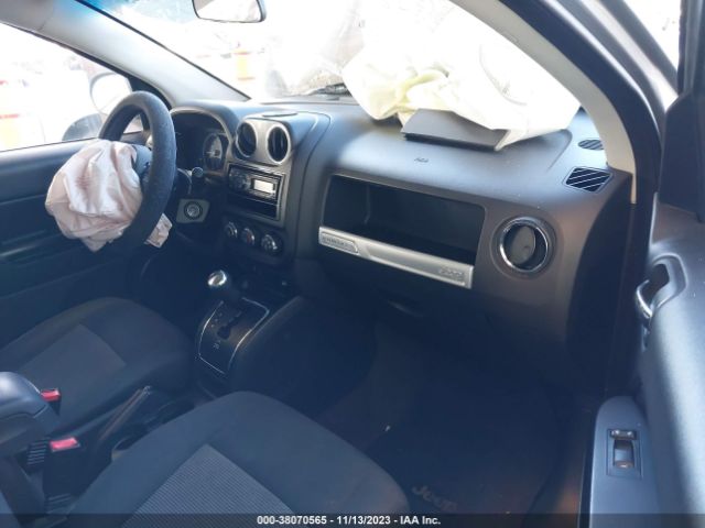 Photo 4 VIN: 1C4NJCBA7FD313137 - JEEP COMPASS 