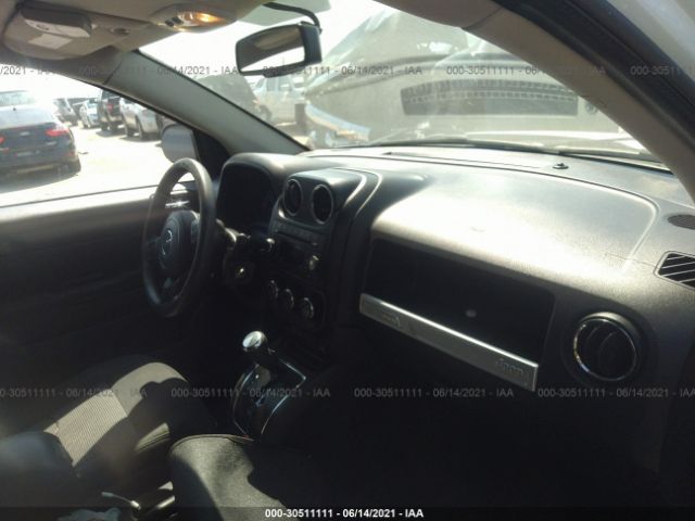 Photo 4 VIN: 1C4NJCBA7GD512951 - JEEP COMPASS 