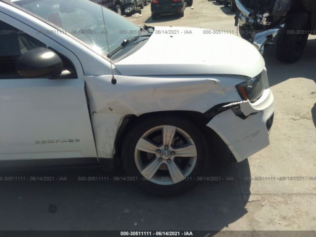 Photo 5 VIN: 1C4NJCBA7GD512951 - JEEP COMPASS 