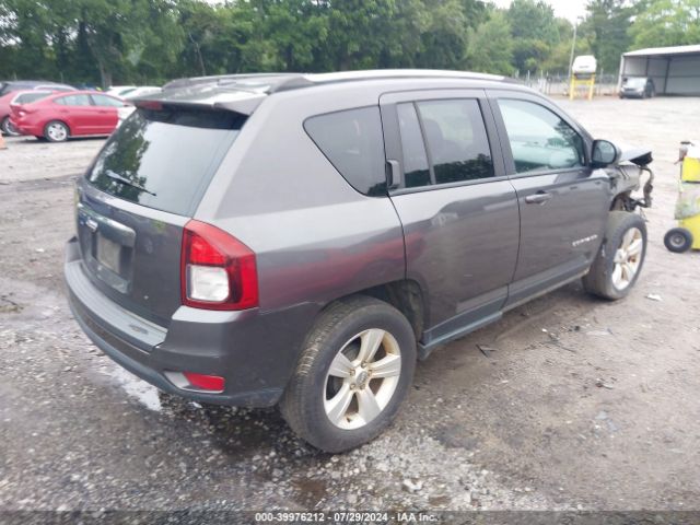 Photo 3 VIN: 1C4NJCBA7GD611494 - JEEP COMPASS 