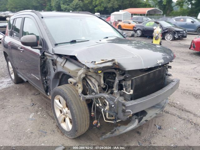 Photo 5 VIN: 1C4NJCBA7GD611494 - JEEP COMPASS 