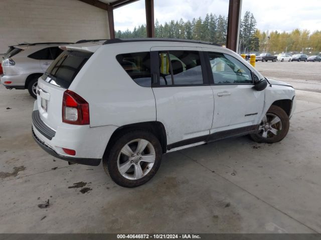 Photo 3 VIN: 1C4NJCBA7GD615819 - JEEP COMPASS 