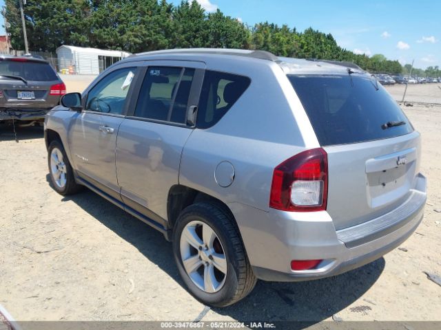 Photo 2 VIN: 1C4NJCBA7GD705584 - JEEP COMPASS 