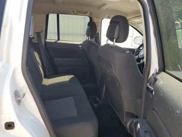 Photo 10 VIN: 1C4NJCBA7GD753778 - JEEP COMPASS 