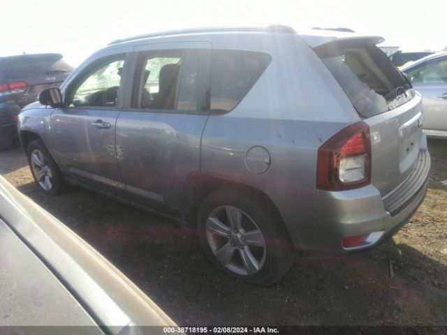 Photo 2 VIN: 1C4NJCBA7HD124748 - JEEP COMPASS 