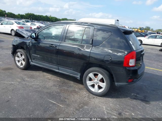 Photo 2 VIN: 1C4NJCBA8CD520793 - JEEP COMPASS 