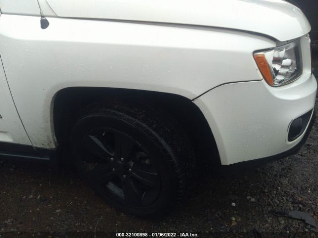 Photo 5 VIN: 1C4NJCBA8CD626404 - JEEP COMPASS 